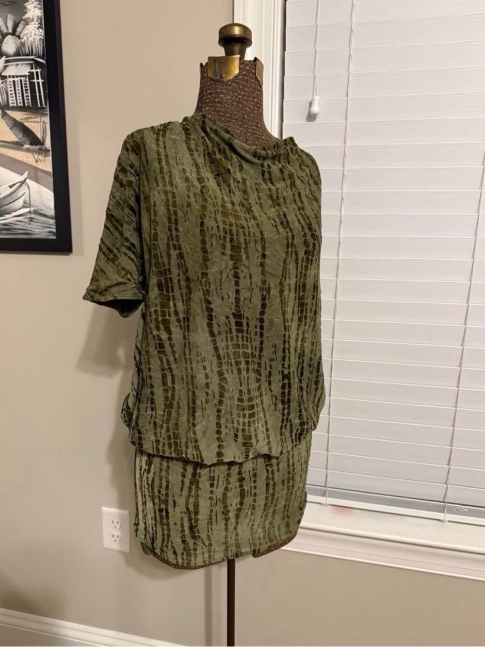 Olive Green Patterned Short Sleeve Dress
